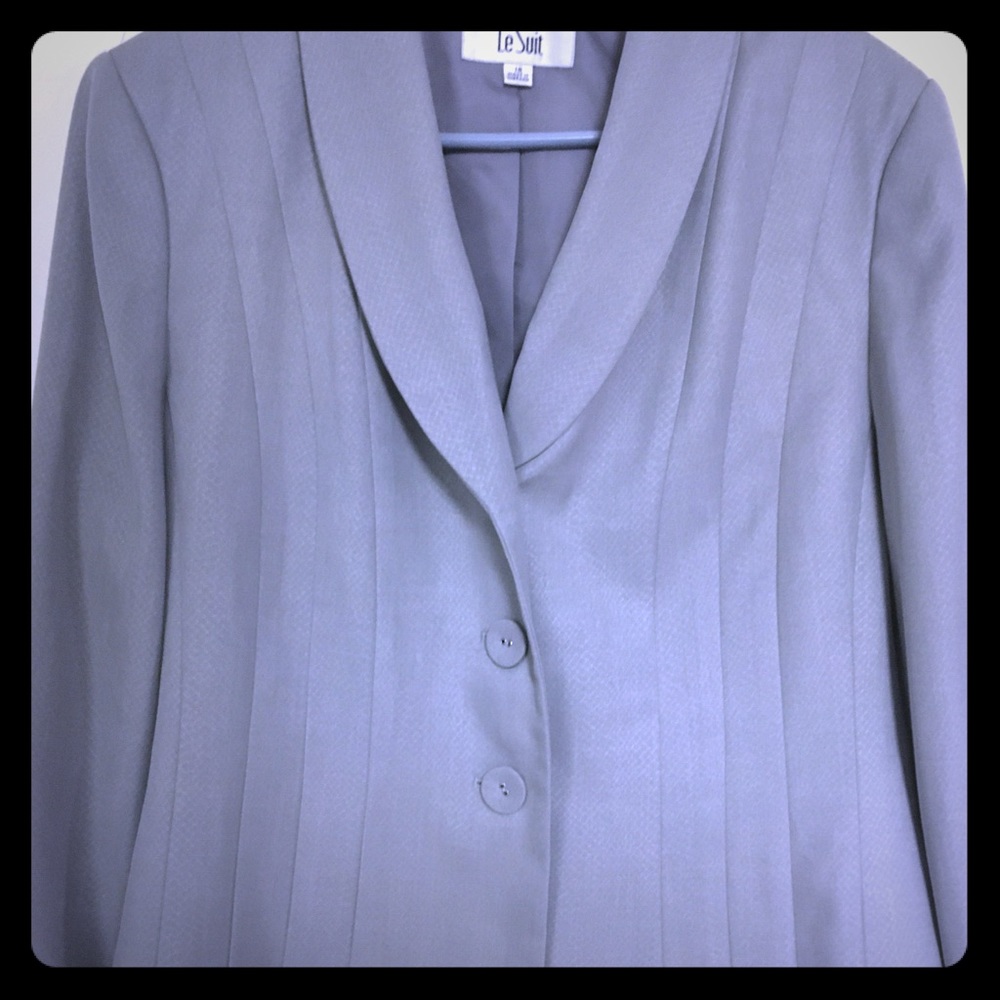 Women’s Suit Jacket